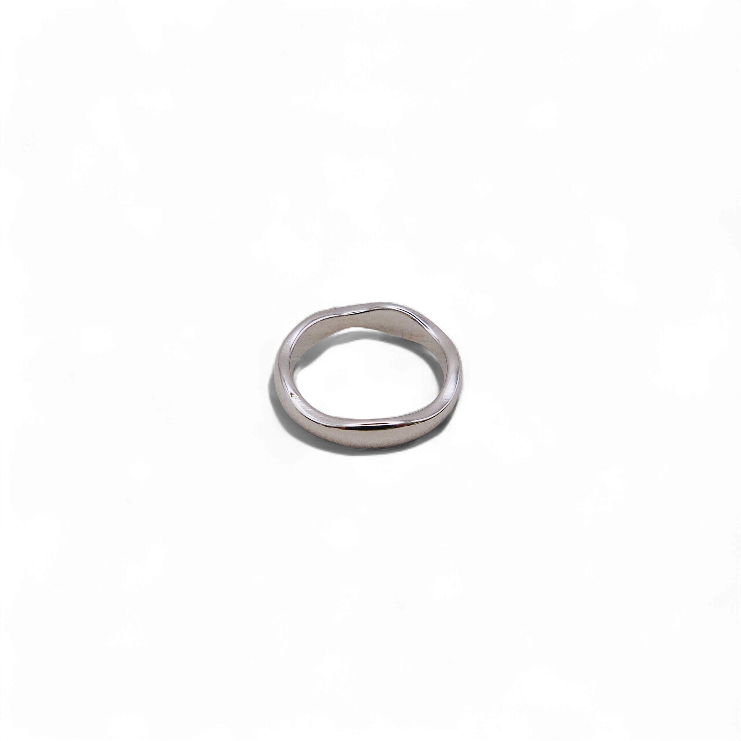 silver wavy ring stainless steel and waterproof.