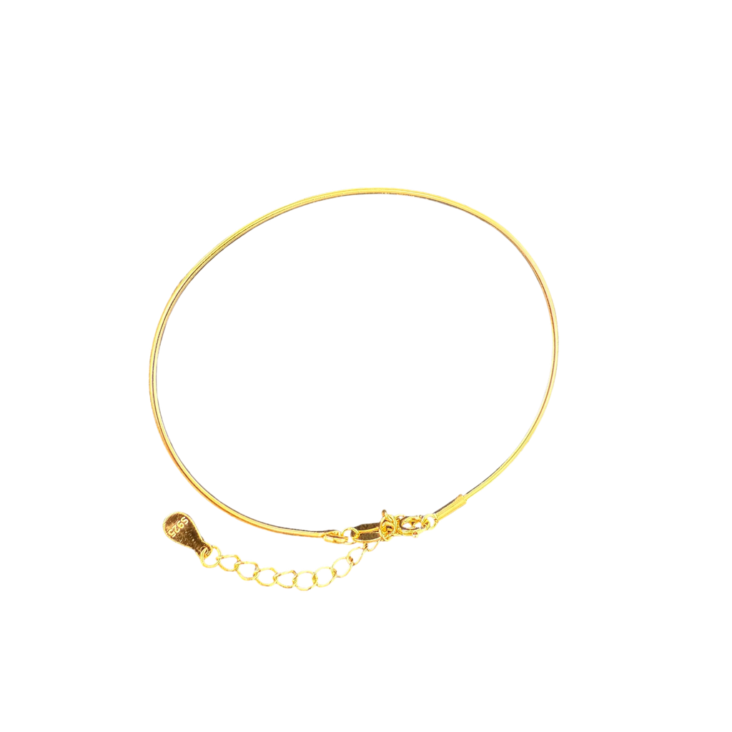 Gold plated bangle gold bracelet with an adjustable lenght.
