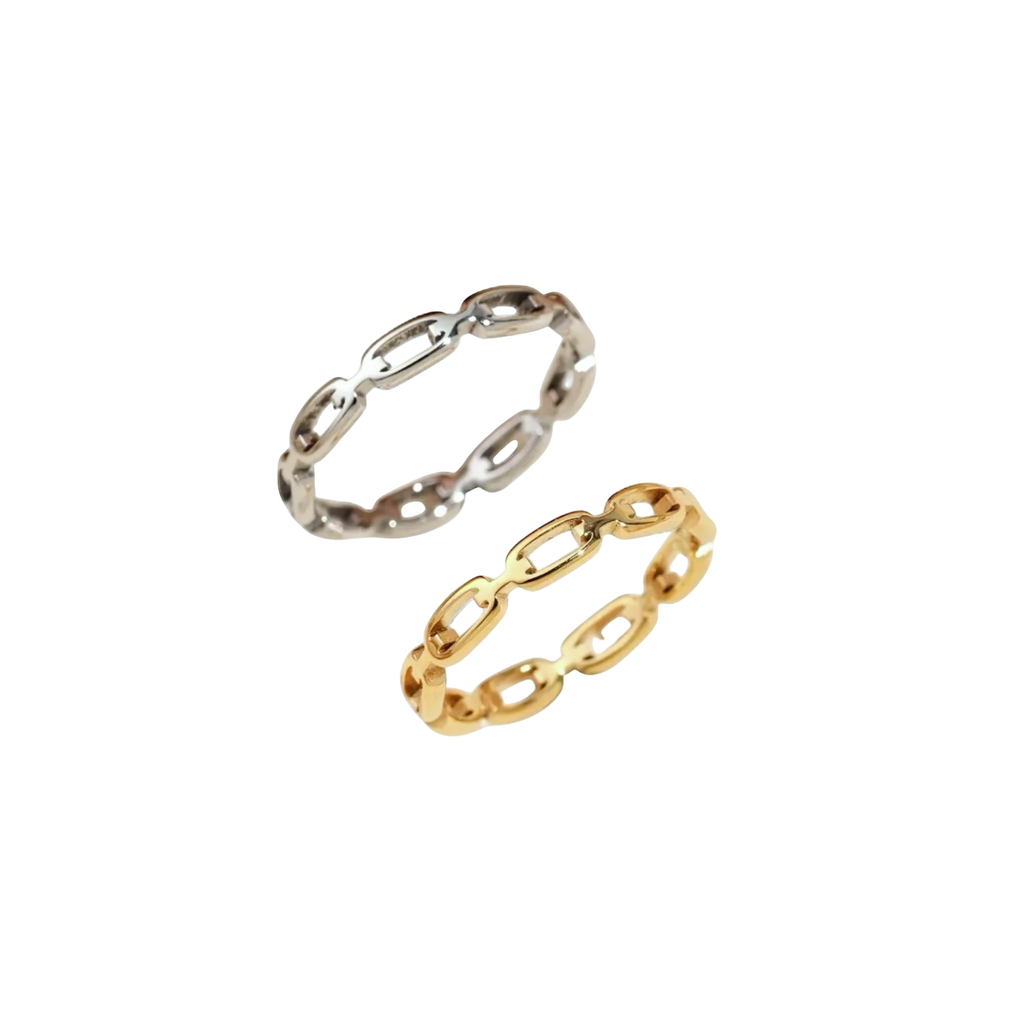 Two chain-link rings, one gold and one silver, in stainless steel.